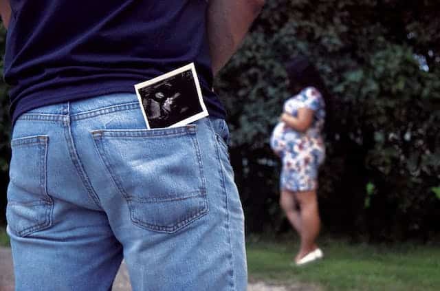 Afbeelding zwangerschap ter illustratie artikel reprotoxische stoffen